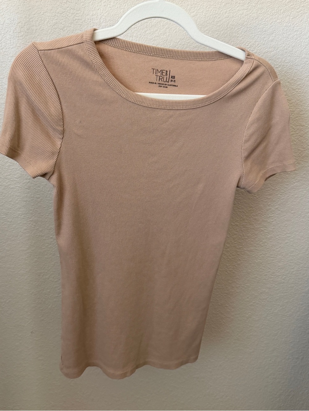 Time and Tru Short Sleeve Ribbed Scoop Neck Tee - Beige